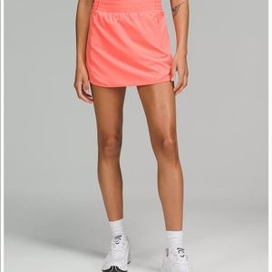 NWT Lululemon hotty hot skirt
